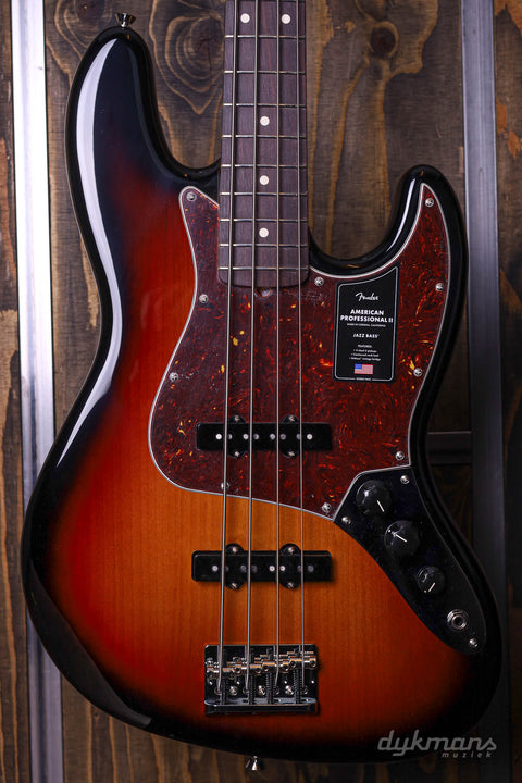 Fender American Professional II Jazz Bass 3-tone sunburst