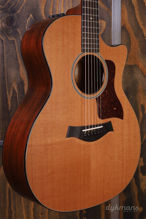 Taylor 514ce V-Class Cedar &amp; Mahogany + Free Taylor Strap!