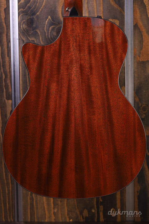 Taylor 514ce V-Class Cedar &amp; Mahogany + Free Taylor Strap!