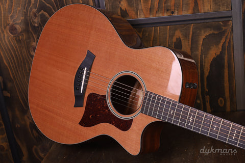 Taylor 514ce V-Class Cedar &amp; Mahogany + Free Taylor Strap!