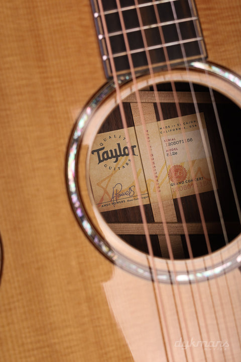 Taylor 812e + Free Taylor Strap!