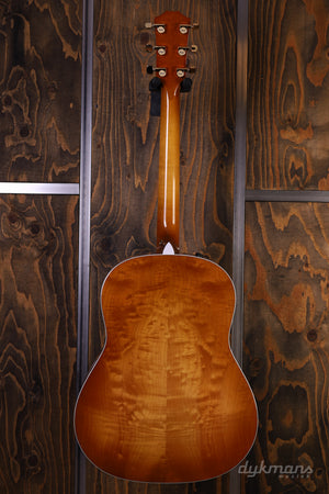 Taylor 217e Plus Special Edition Honeyburst