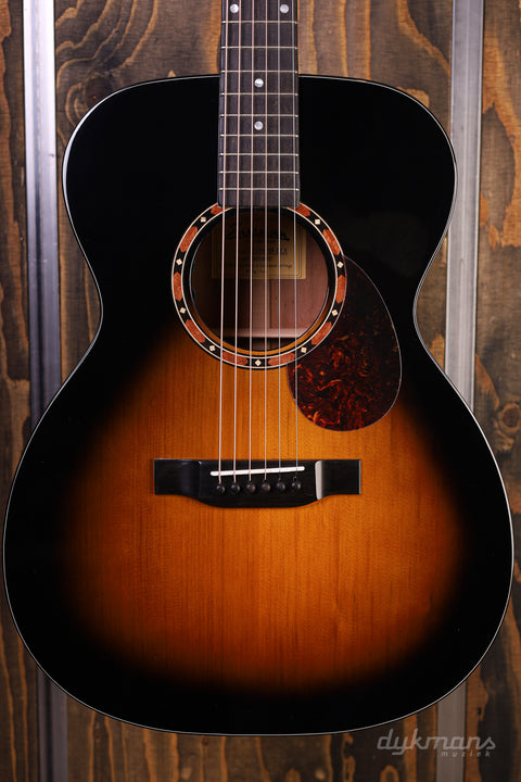 Eastman E2OM-DLX-SB