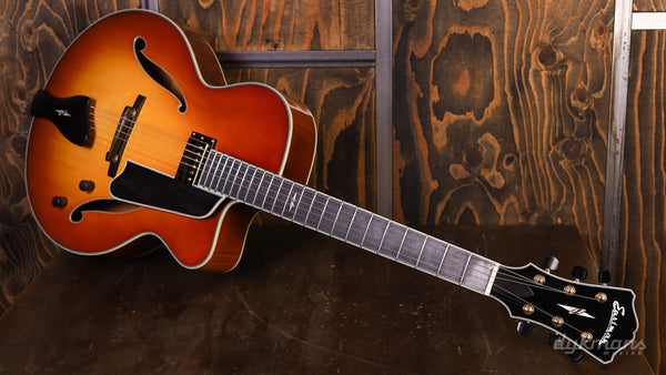 Eastman AR805CE