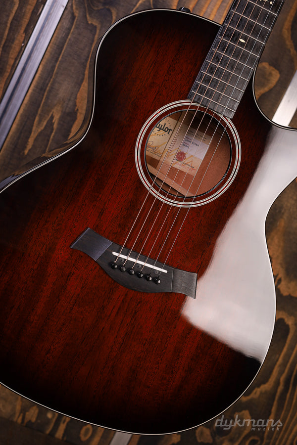 Taylor 524ce PRE-OWNED