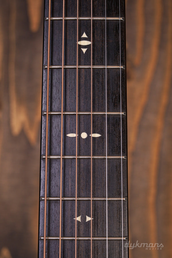 Taylor 524ce PRE-OWNED