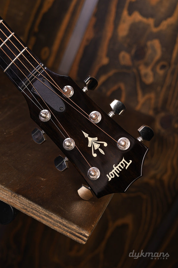 Taylor 524ce PRE-OWNED