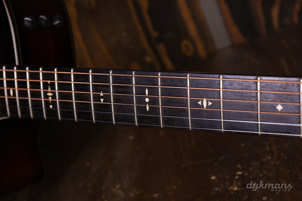 Taylor 524ce PRE-OWNED