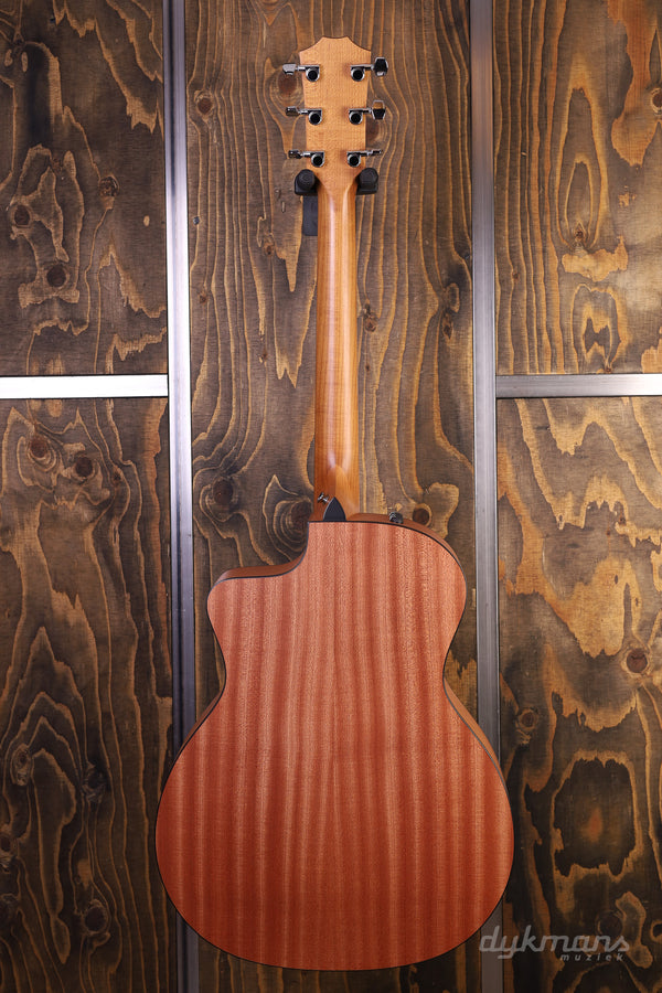 Taylor 114ce 