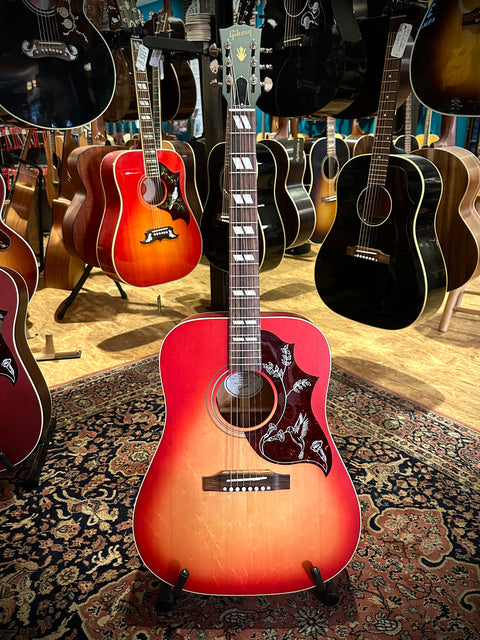 Gibson Hummingbird Special Satin Vintage Sunburst – Dijkmans Guitars