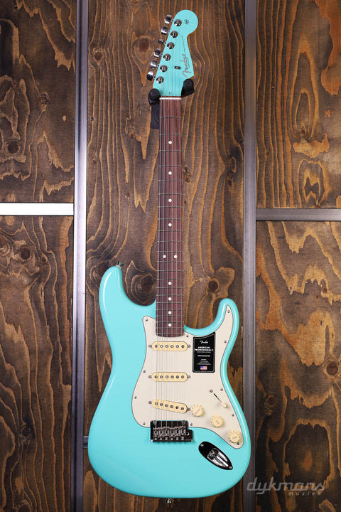 Fender Limited Edition American Pro II Strat Seafoam Green