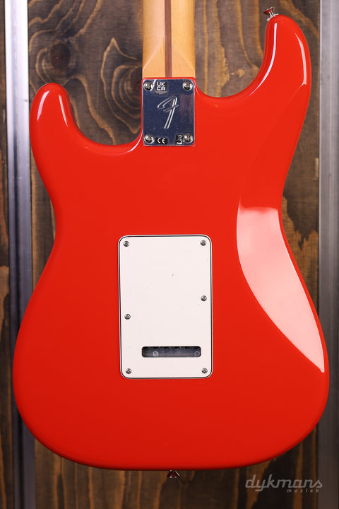 Fender Player II Stratocaster HSS Coral Red