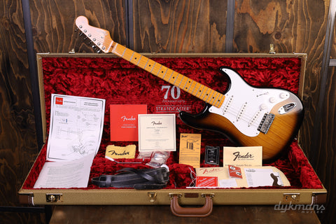 Fender 70th Anniversary American Vintage II 1954 Stratocaster #...110 GERESERVEERD