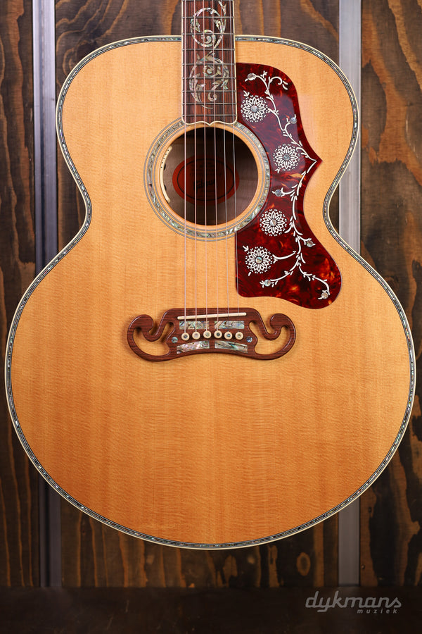 Gibson Acoustic SJ200 Vine Antique Natural Quilt PRE-OWNED!