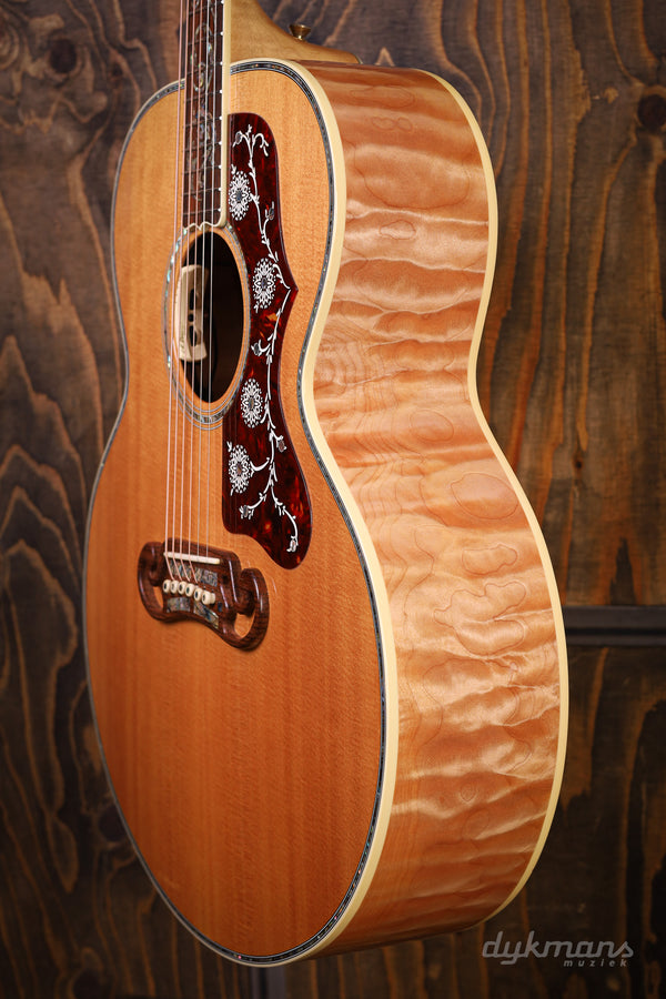 Gibson Acoustic SJ200 Vine Antique Natural Quilt PRE-OWNED!
