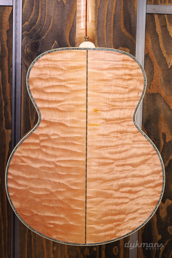 Gibson Acoustic SJ200 Vine Antique Natural Quilt PRE-OWNED!