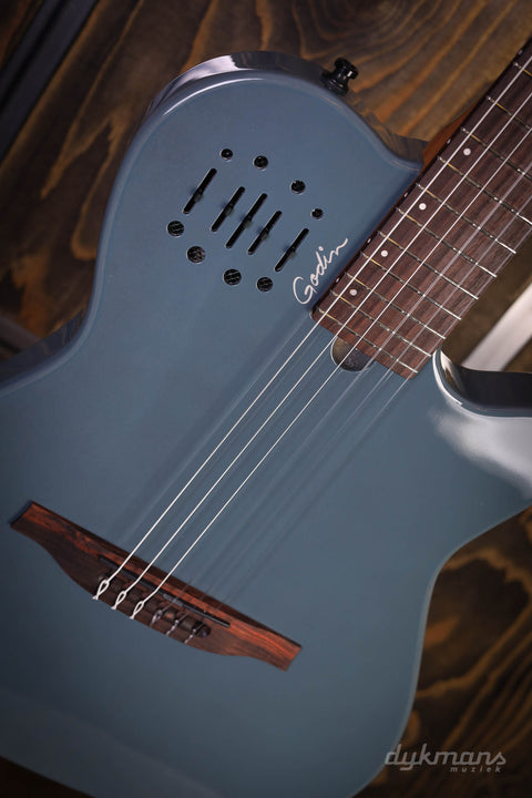 Godin Multiac Mundial Arctik Blue