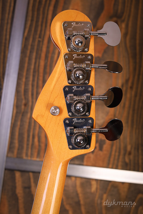Fender American Vintage II 1966 Jazz Bass 3-Color Sunburst PRE-OWNED!