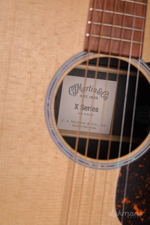 Martin D-X2E Mahogany