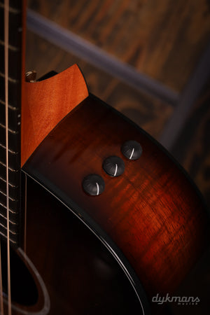 Taylor 224ce-K DLX Lefty