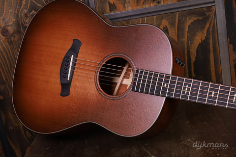 Taylor Builder's Edition 517e Grand Pacific Wild Honey Burst