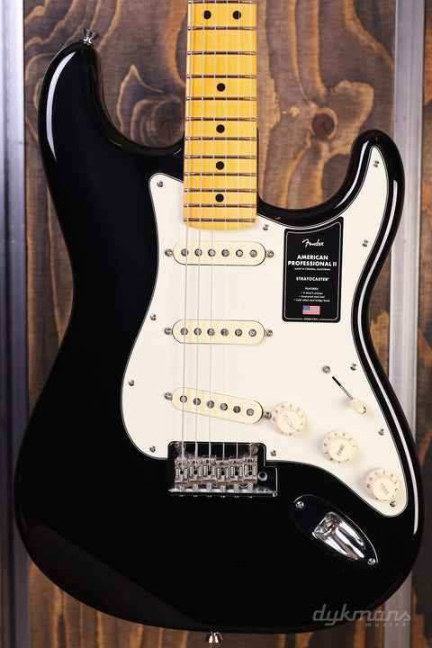 Fender American Professional II Stratocaster Maple Black