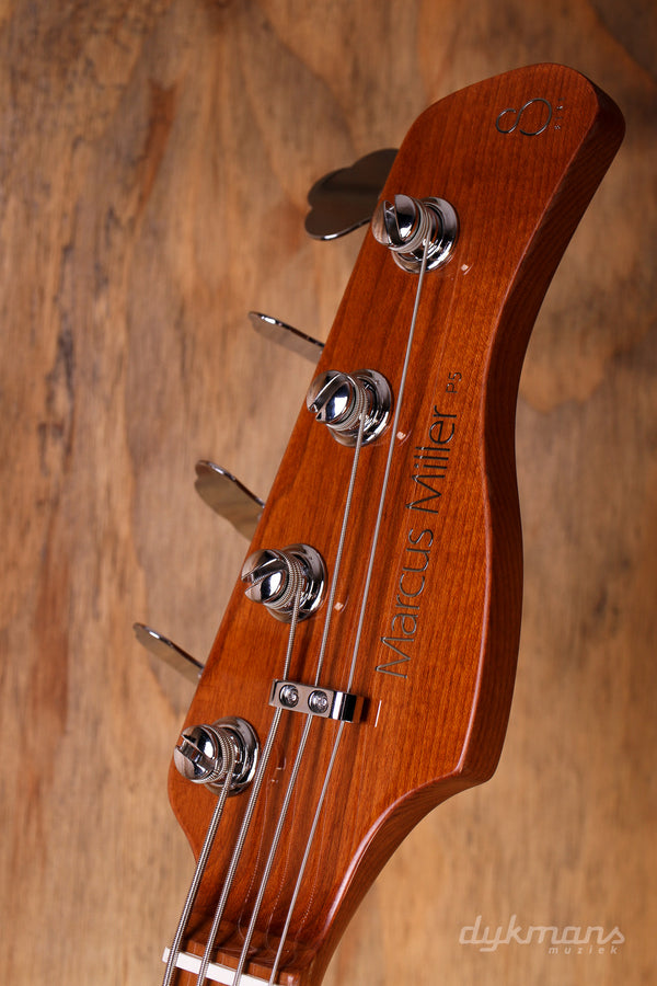 Sire Marcus Miller P5 4 String Mild Green