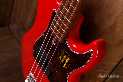 Sire Marcus Miller P5 4-string Dakota Red