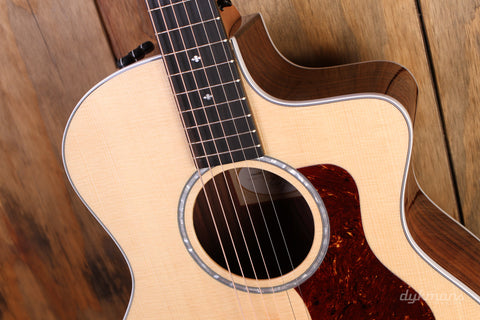 Taylor 214ce DLX