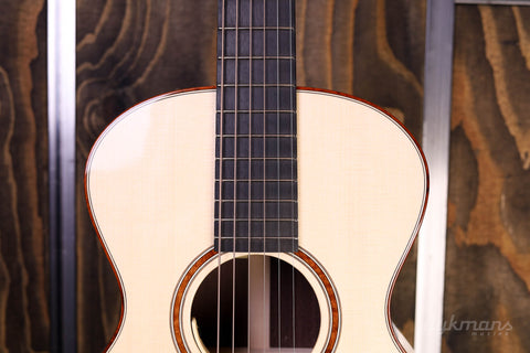 Lakewood C-32 Custom