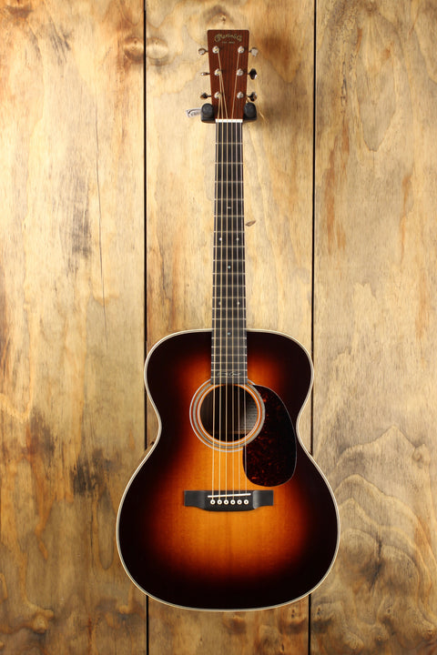 Martin Guitars 000-28EC