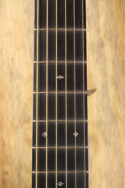 Martin Guitars 000-28EC