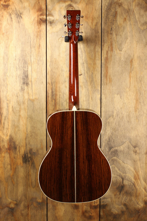 Martin Guitars 000-28EC