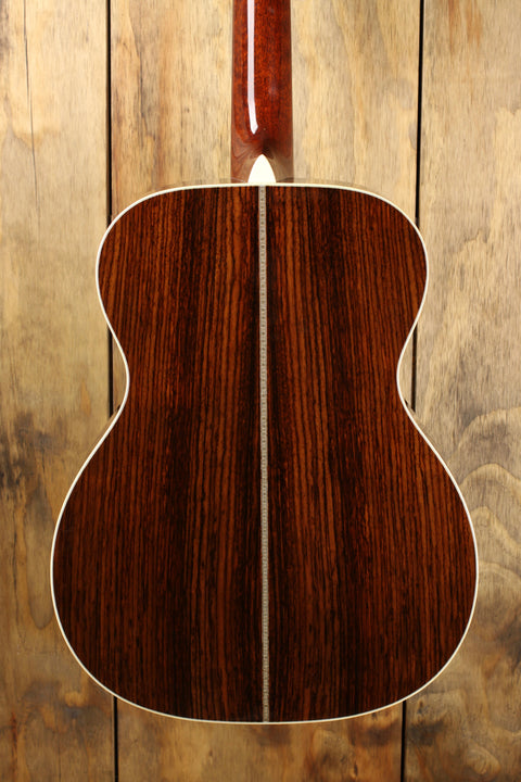 Martin Guitars 000-28EC