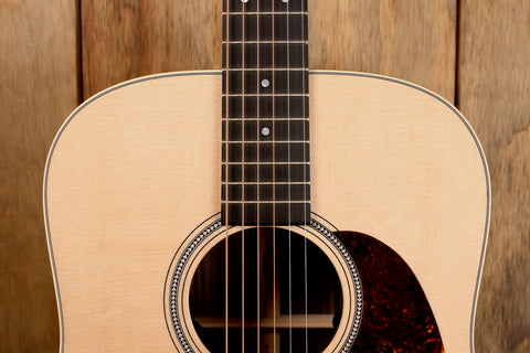 Martin D-16e-R Dreadnought