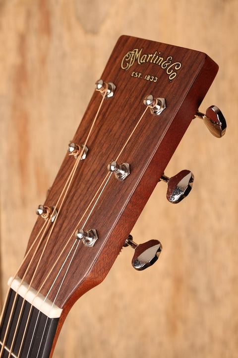 Martin D-16e-R Dreadnought