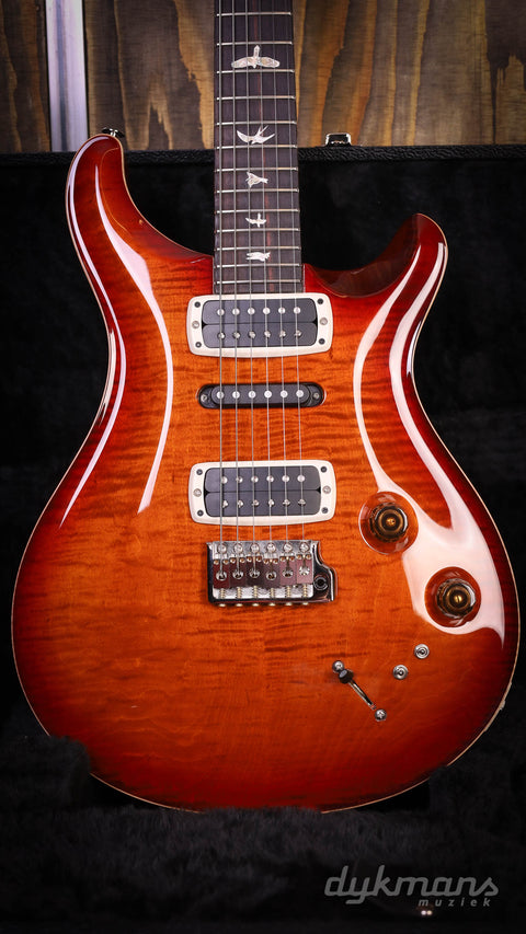 PRS Modern Eagle V Dark Cherry Sunburst