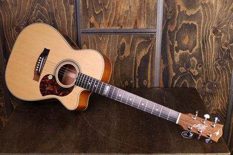 Maton EBG808 TEC Tommy Emmanuel Cutaway