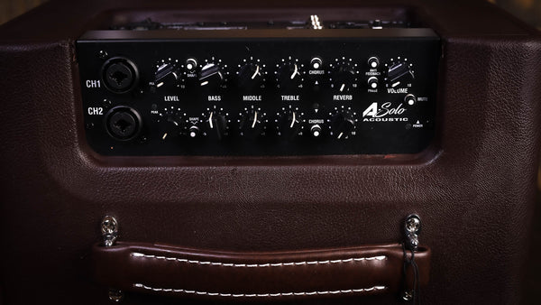 LANEY A−SOLO