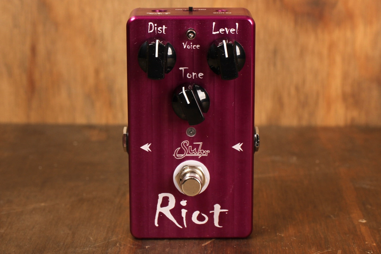 suhr riot distortion pedal Suhr Riot Distortion – Dijkmans Guitars