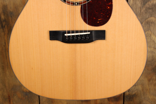 Eastman E2OM CD