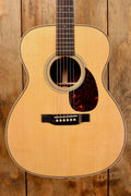 Martin OM-28E Front