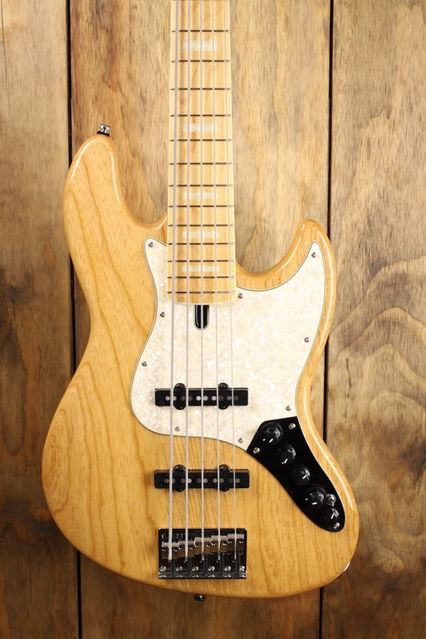 Sire Marcus Miller V7 Swamp Ash 5-string Natural