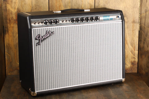 Fender 68 Custom Vibrolux Reverb