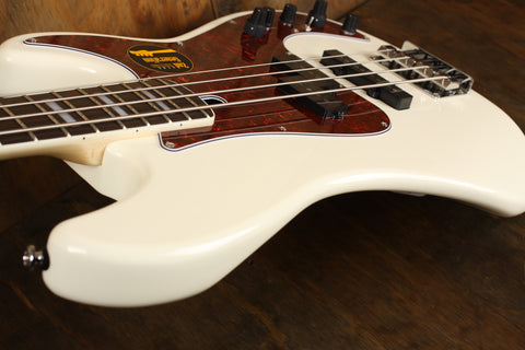 Sire Marcus Miller P7 2nd Gen alder 4-string bass guitar antique white