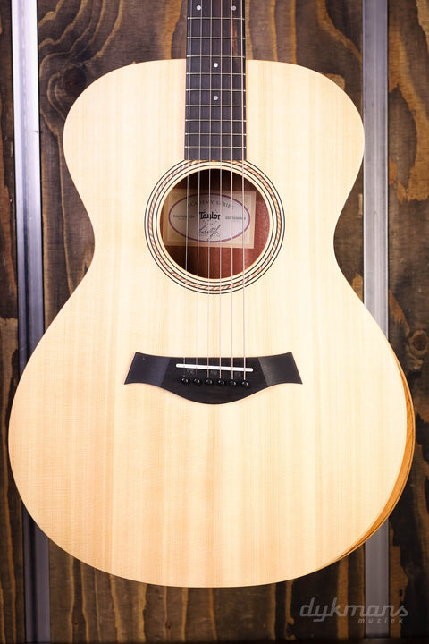 Taylor Academy 12e Lefty