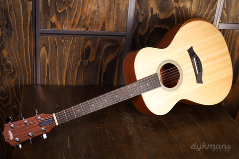 Taylor Academy 12e Lefty