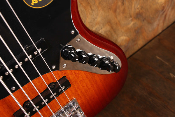 Sire Marcus Miller V3 5-String Tobacco Sunburst PRE-Owned
