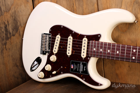 Fender American Pro II Strat Olympic White (B-stock)